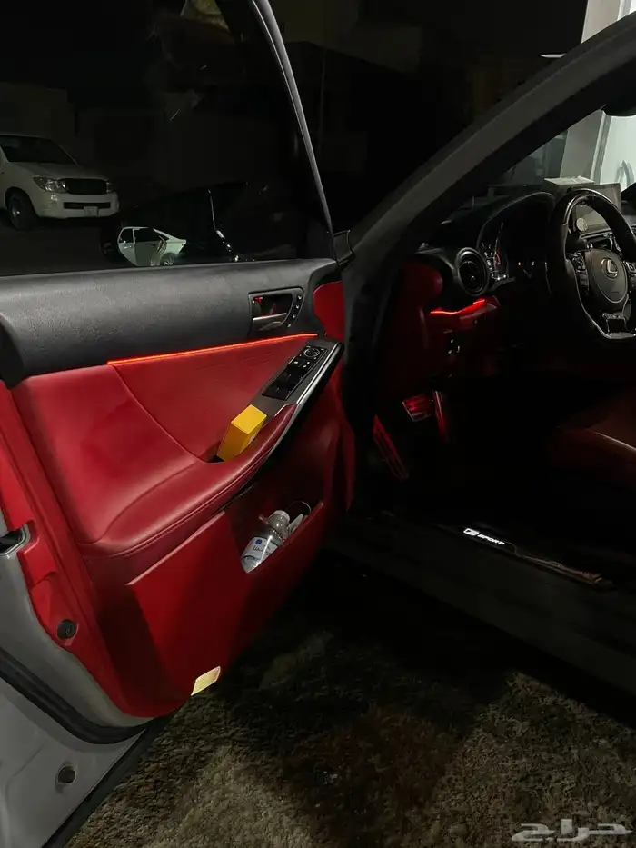 Lexus is 300 model 2020 0