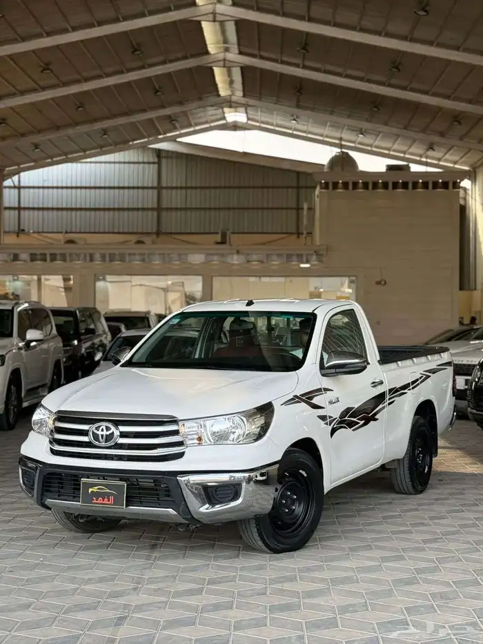تويوتا - هايلوكس - 2022 - GLX - بسعر 63 الف 0