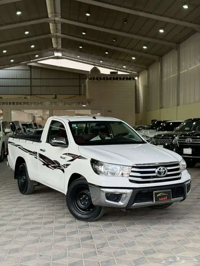 تويوتا - هايلوكس - 2022 - GLX - بسعر 63 الف 3