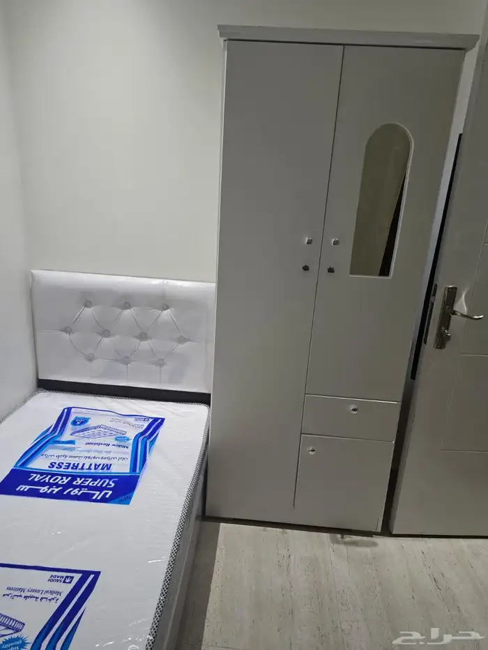 دولاب خشب بابين الون ابيض او بني سم جديد 3