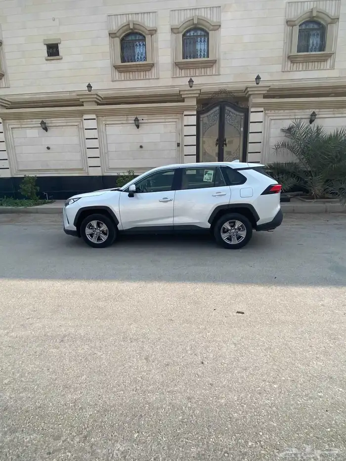 Toyota RAV4 1