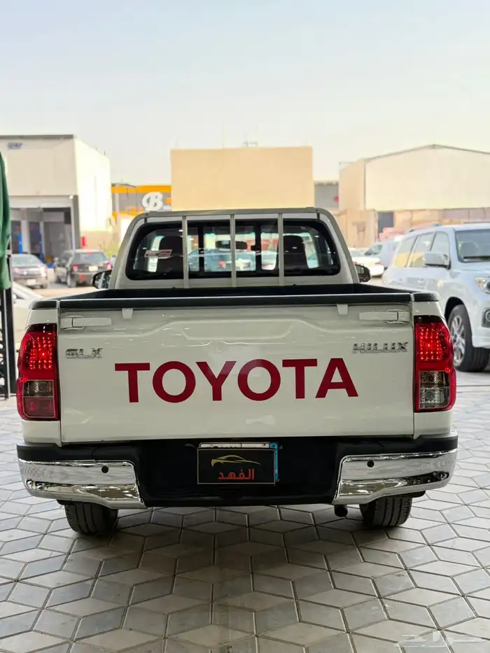تويوتا - هايلوكس - 2022 - GLX - بسعر 63 الف 9