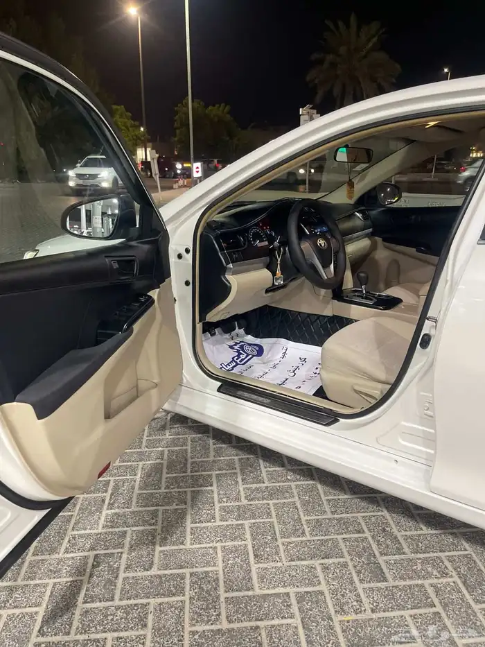 تويوتا كامري 2013 8