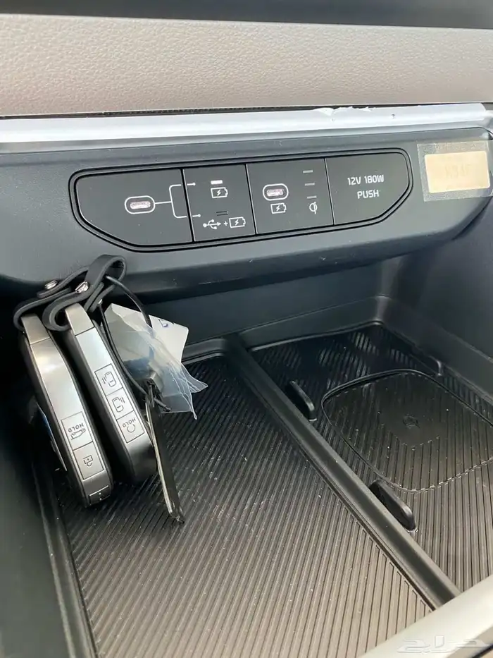 كيا كرنفال نص فل موديل 2026 كاش وتقسيط 7