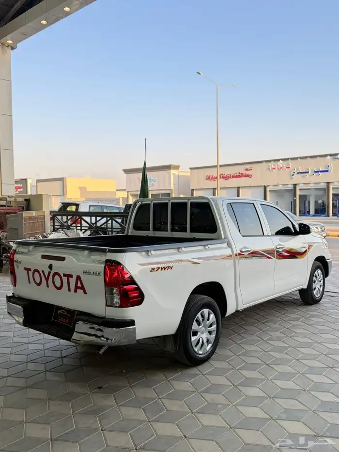 هايلوكس - 2025 - GLS - بسعر 107 الف 9