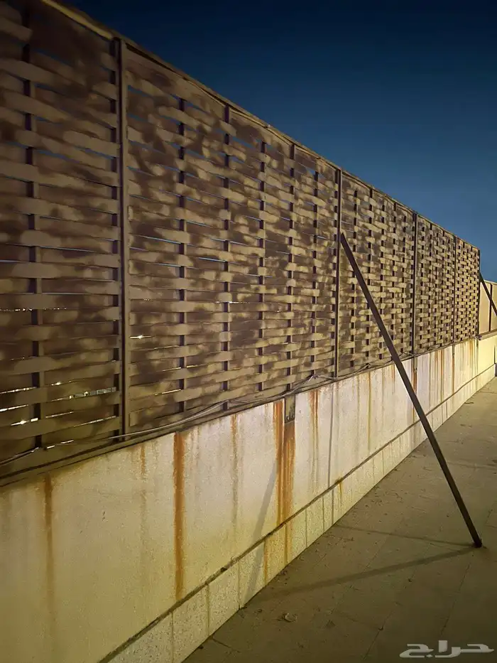 للبيع حديد ساتر 0