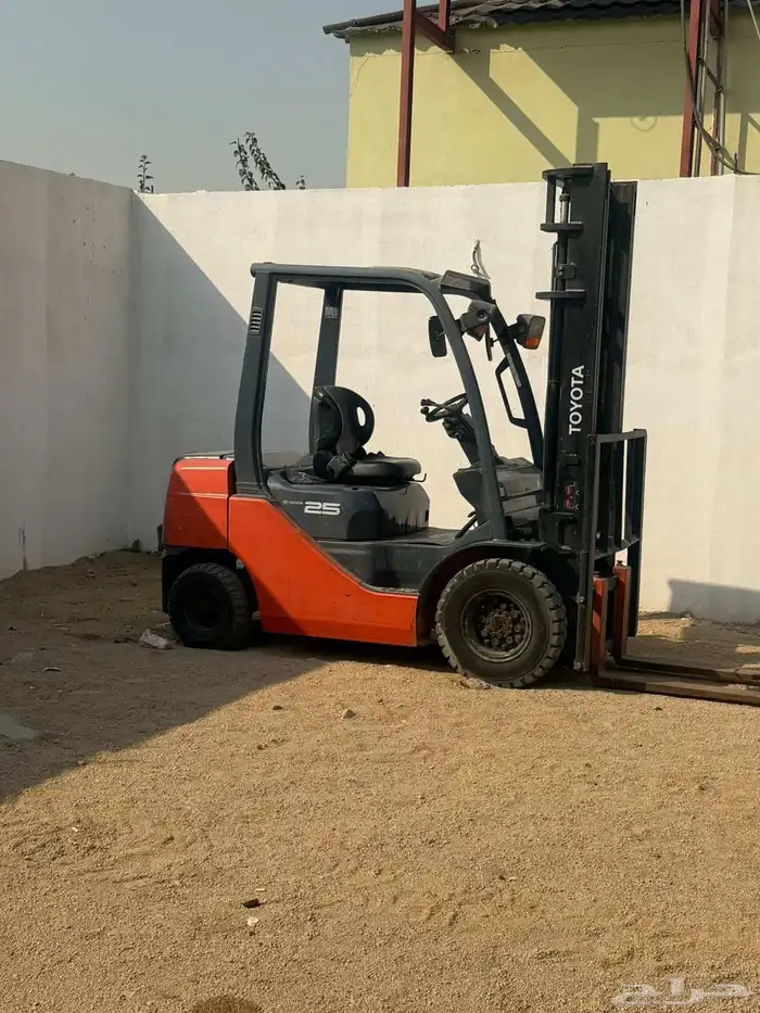 رافعة شوكيه سيزر لف. جي سي بي. رافعه تلسكوبيه 2