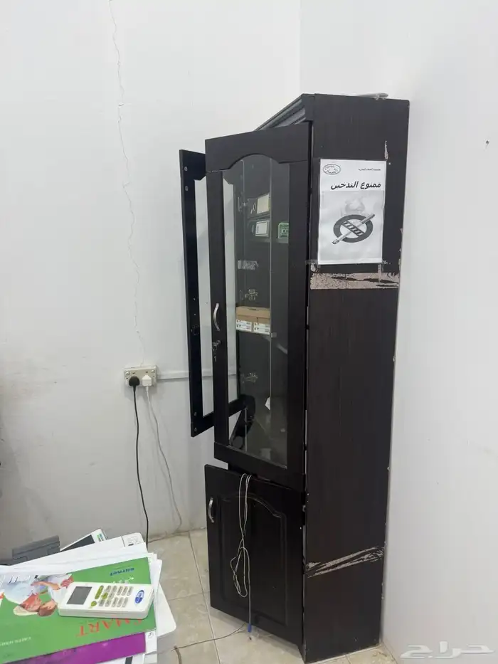 2 باب المونتال للبيع دولاب مكتب 1