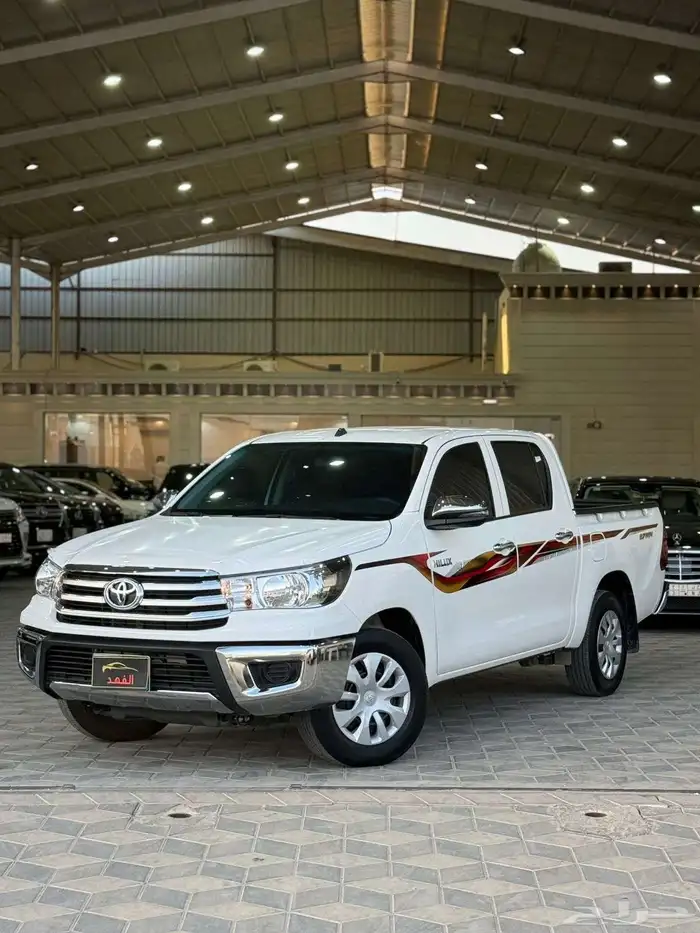 هايلوكس - 2025 - GLS - بسعر 107 الف 3