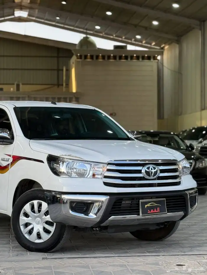 هايلوكس - 2025 - GLS - بسعر 107 الف 5