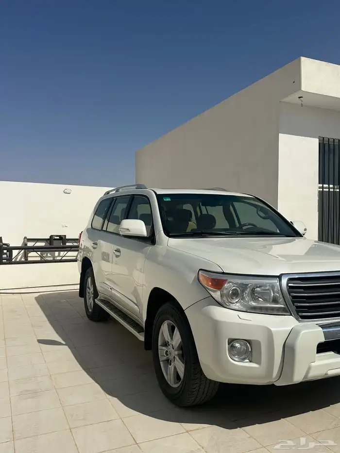 لاندكروزر 2013 شرط البدي والمحركات 1