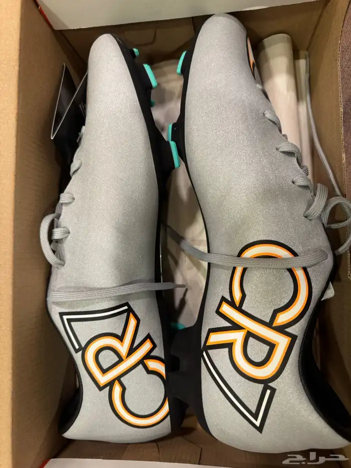 حذاء كرة قدم Nike   Cr7 اصلي 4