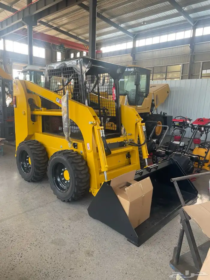 Skid Steer Loader (JC45   0.4 m3)   Monthly Rental   Riyadh 0