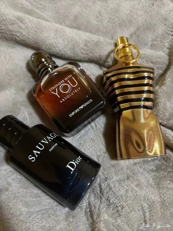 عطور اصليه من المطار رجاليه وجديده بكرتونها 0