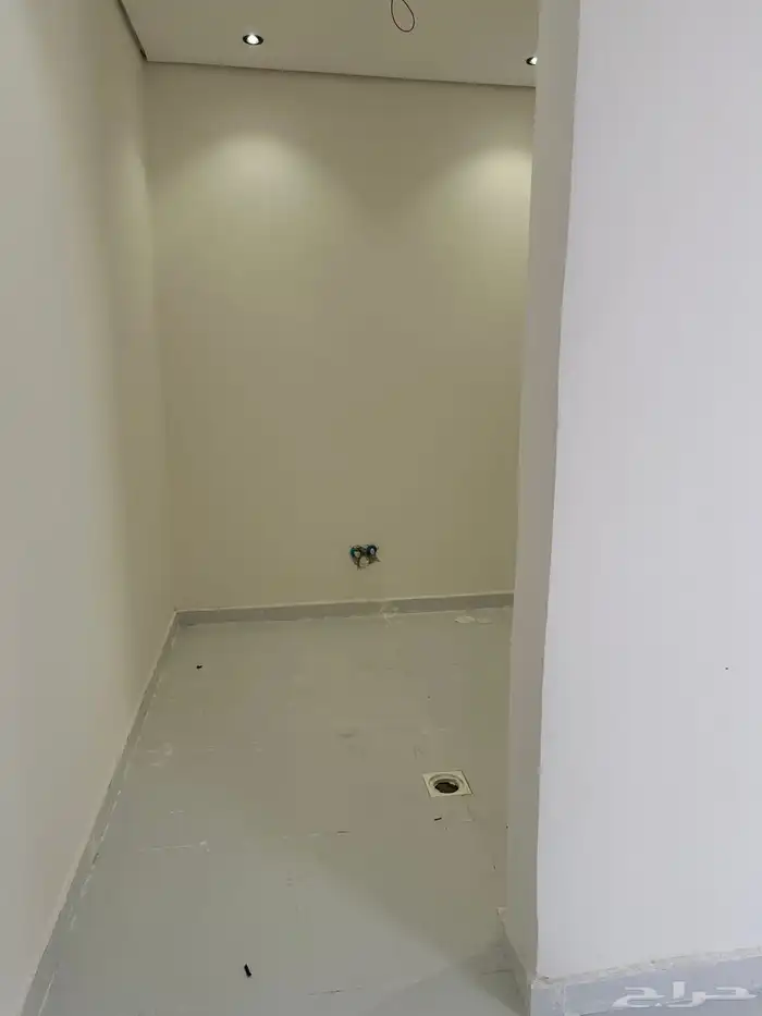 استراحات وغرف عزاب للإيجار في حي الرمال 12