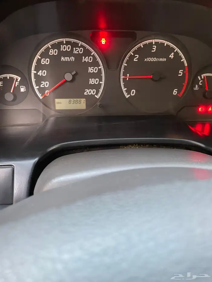 جيب نيسان 2002 4