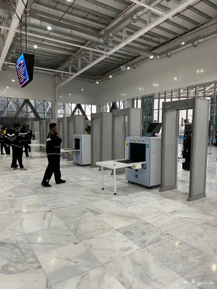 بوابات امنيه تاجير وبيع بوابات للكشف المعادن 1