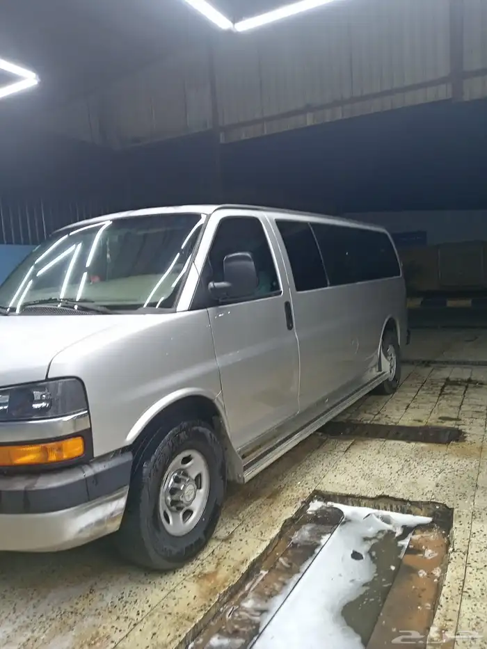 فان شيفروليه 2010 سافانا 3