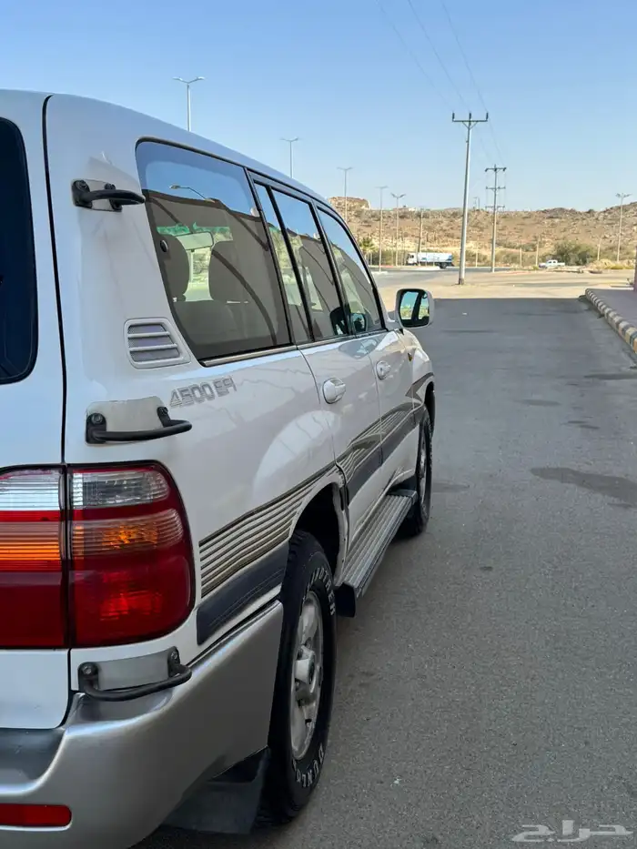 صالون الاندكرزور موديل 2001سعودي مكيفين ثلاجه 1