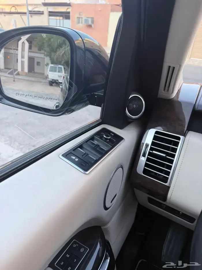 رنج روفر فوج اوتوبيوغرافي 2014 26