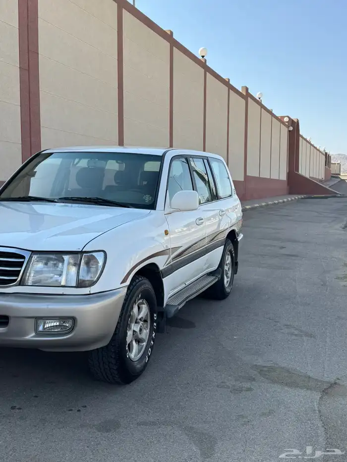 صالون الاندكرزور موديل 2001سعودي مكيفين ثلاجه 0