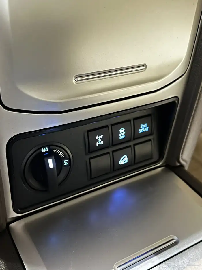 برادو TXL بنزين V6 محركات وبدي وكاله 17