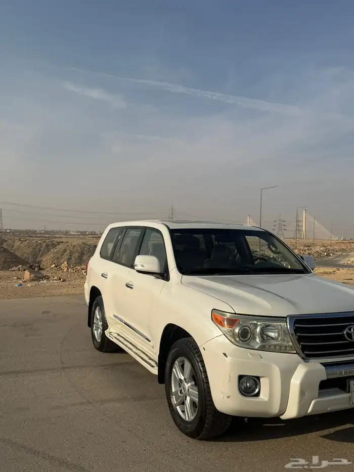 لاندكروزر 2013 GXR 3