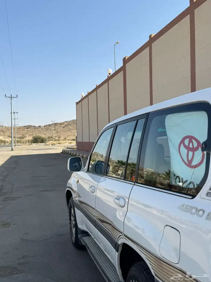 صالون الاندكرزور موديل 2001سعودي مكيفين ثلاجه 4