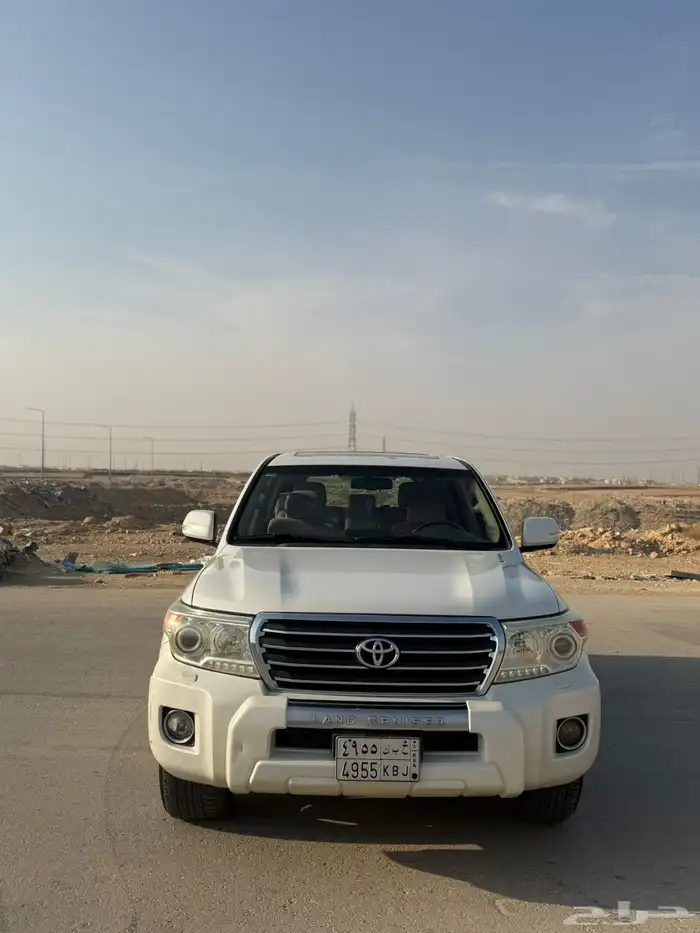 لاندكروزر 2013 GXR 2