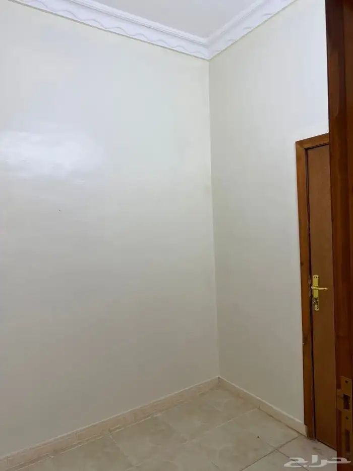 شقة للإيجار السنوي بمحافظة العقيق حي النخيل 8