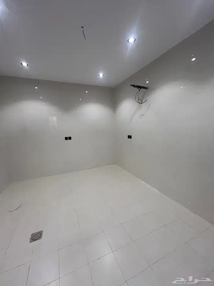 للبيع شقه دور ثاني الشفا مدخل خاص 6