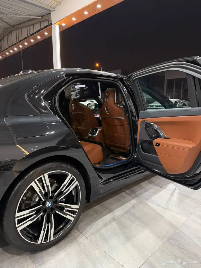 بي ام دبليو 735i M kit جديد 2026 12