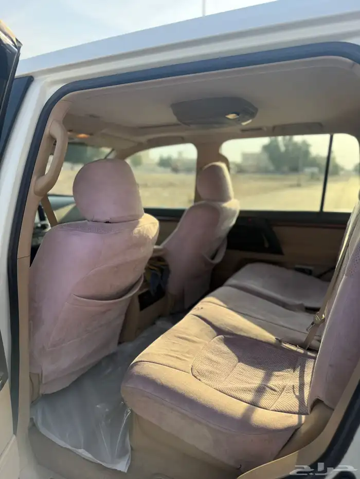 لاندكروزر 2013 GXR 6