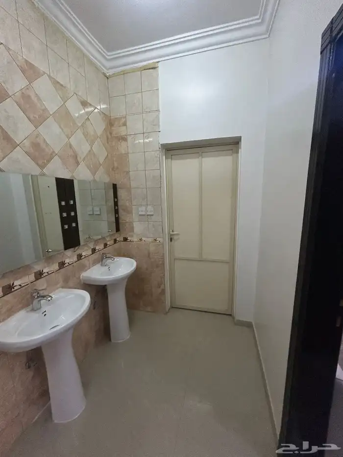 شقة للإيجار حي القادسية 2