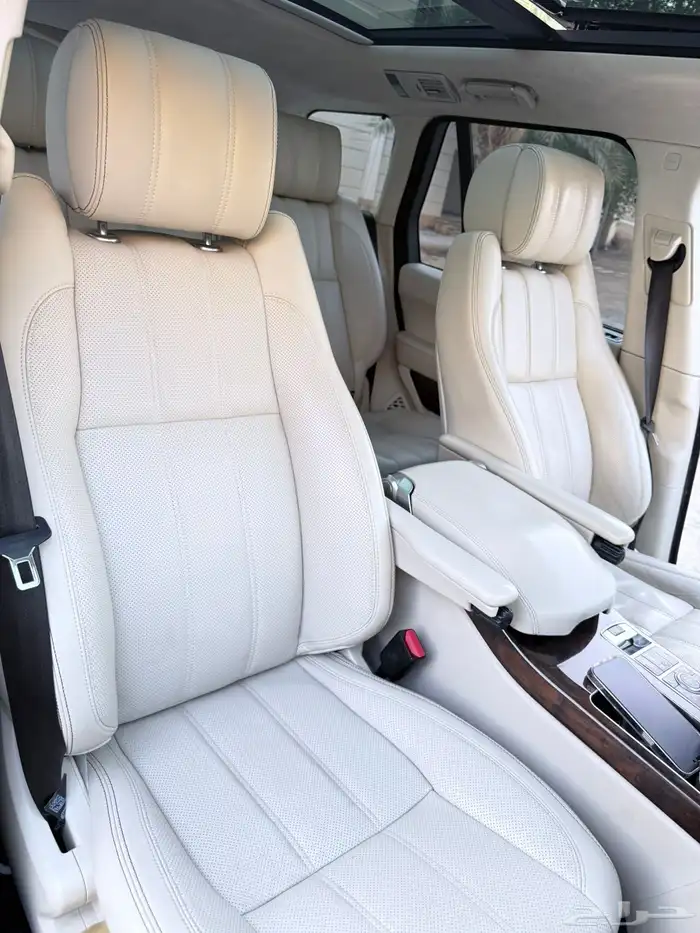 رنج روفر فوج اوتوبيوغرافي 2014 17