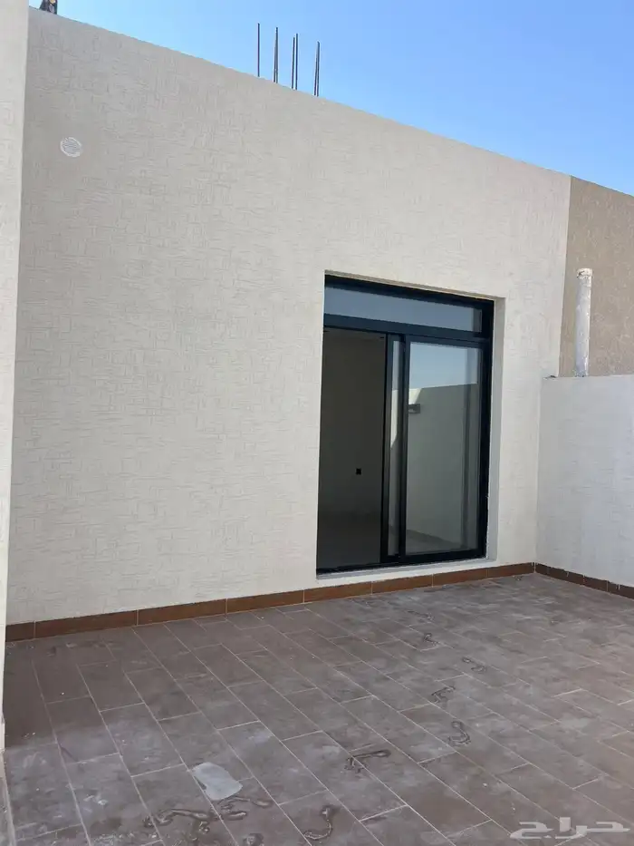 فيلا مستقلة على شارعين مروج السلطان 17