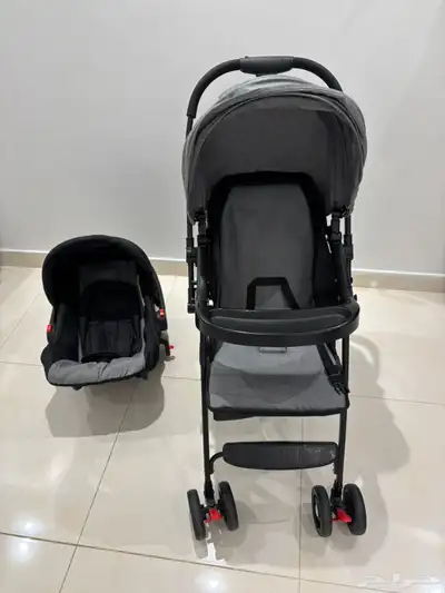 كرسي اطفال و عربية اطفال نظيفة جدا  لايوجد بها شي index