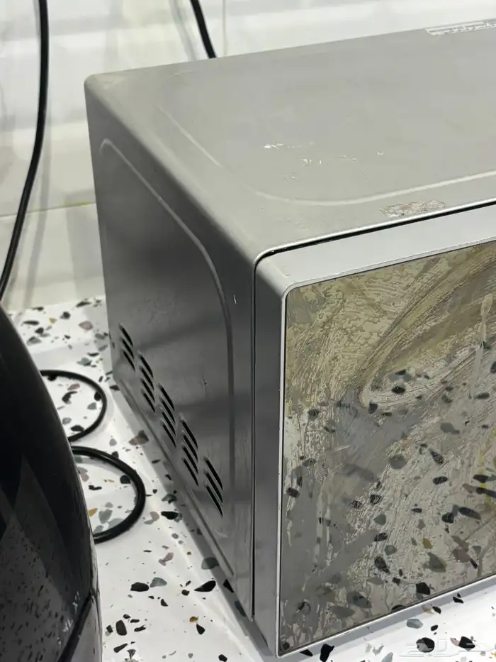 مايكرويف من شركة هومير مستخدم قليل نظيف شغال 3