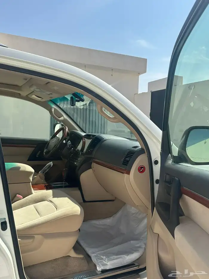 لاندكروزر 2013 شرط البدي والمحركات 7