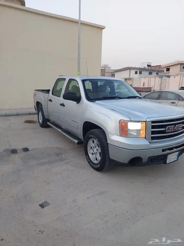 جمس سييرا 2012 Z71 ( غمارتين ) 2