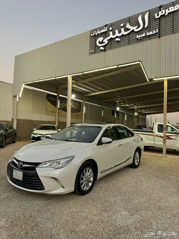 تويوتا كامري 2017 فل كامل GLX سعودي اللون ابيض عداد 278 الف 0