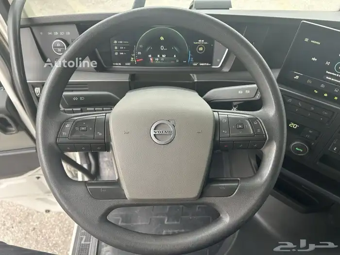 شاحنة راس فولفو 2022م 9