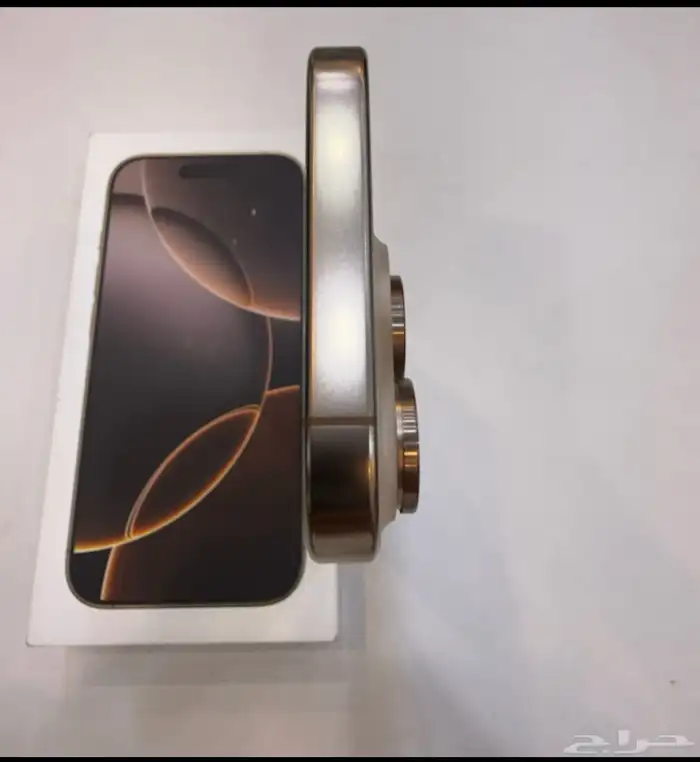 ايفون 16 برو صحراوي 1