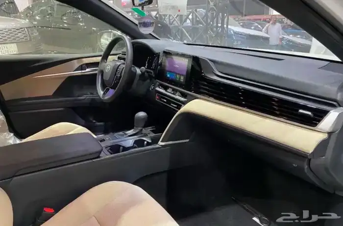 كامري 2025 ستاندر اصفار 4