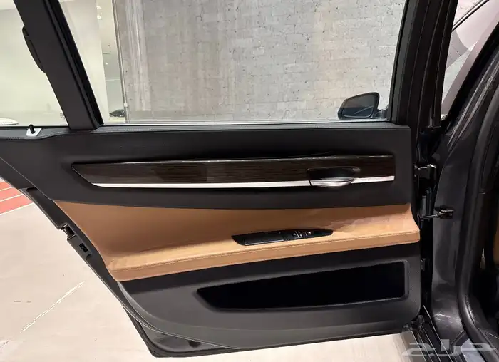 الموديل 2015 العداد 135 النوع  BMW LI 730 5