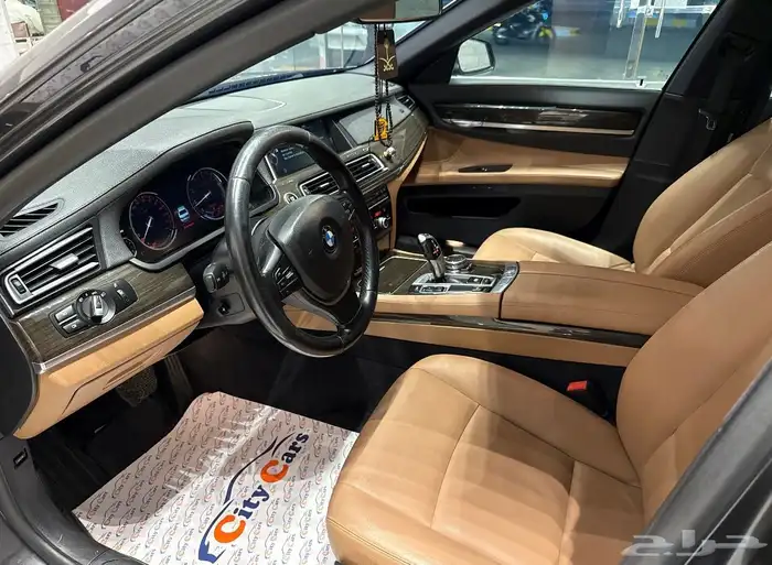الموديل 2015 العداد 135 النوع  BMW LI 730 7