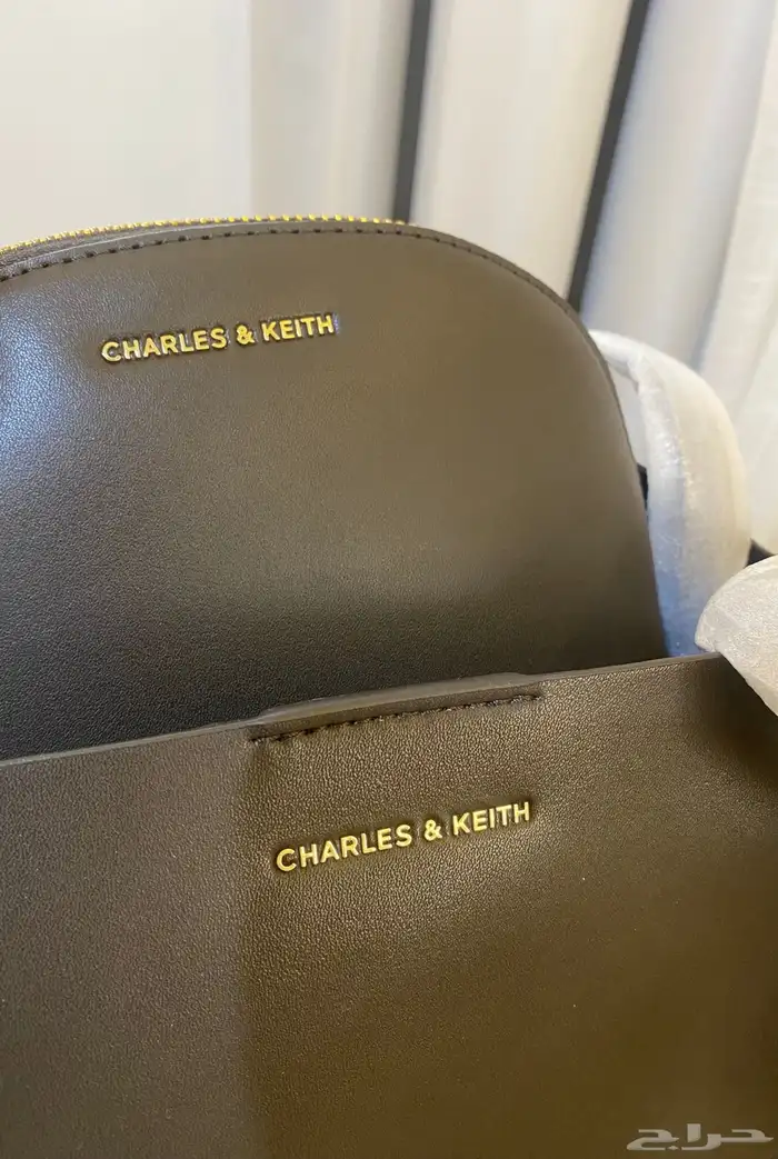 شنطة كالا calla من تشارلز اند كيث 3