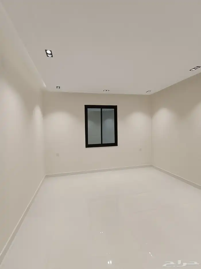 للبيع شقق ارضيه بحوش ومدخل سياره وشقق عليويه 520 34