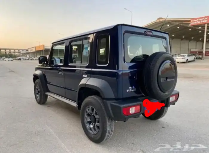 سيزوكي جمني2025 3