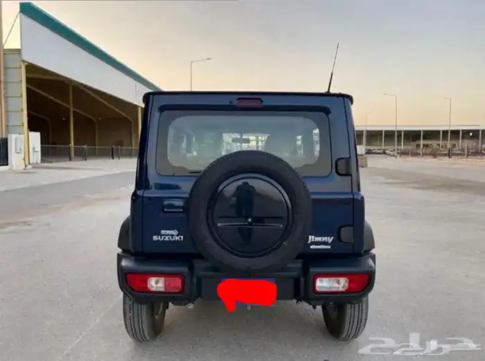 سيزوكي جمني2025 1